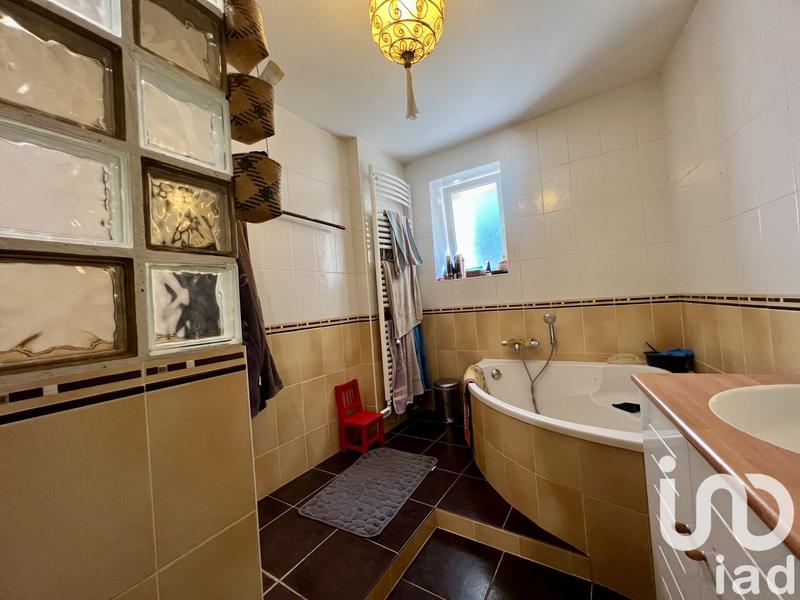 Maison - 168 m² - 7 pièces