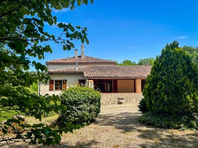 Ferme - 247 m² - 9 pièces