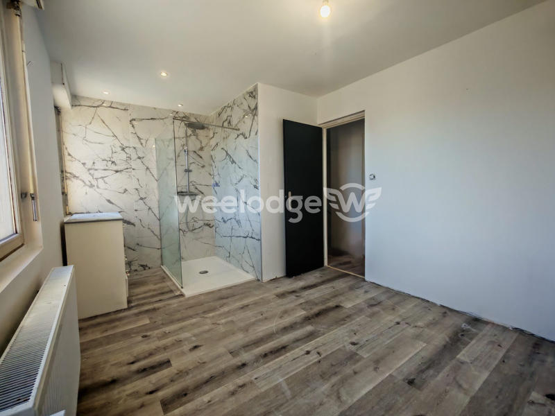 Maison - 171 m² - 7 pièces