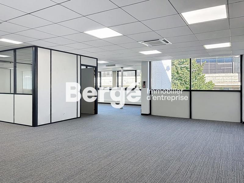Bureau - 159 m²