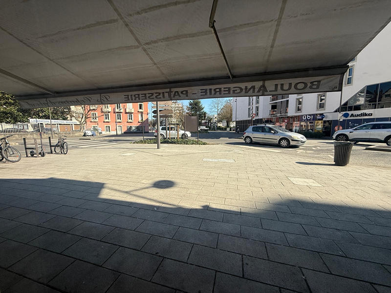 Local commercial - 52 m² - 2 pièces