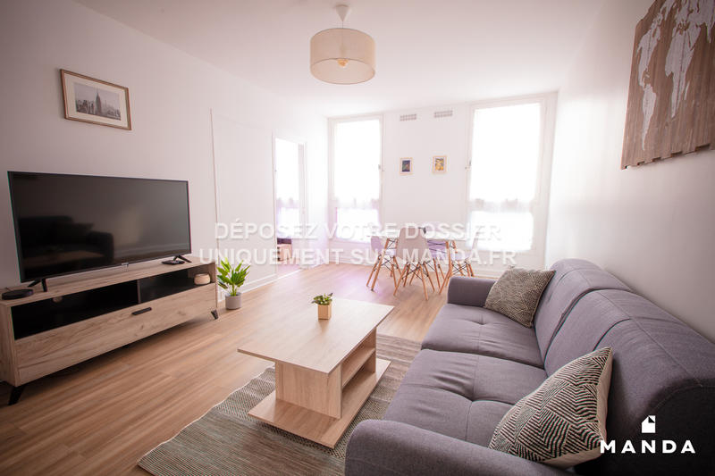 Chambre - 11 m² - 4 pièces