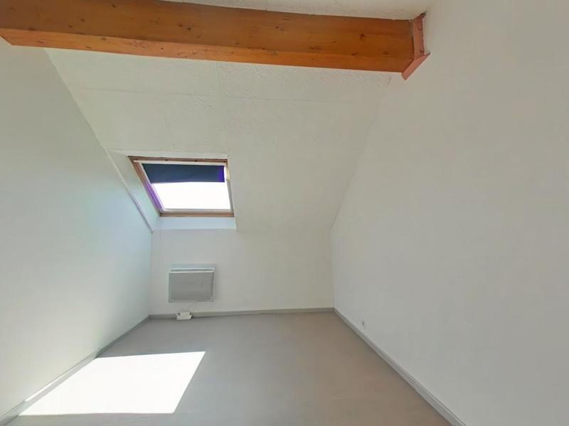 Appartement ancien - 82 m² - 4 pièces