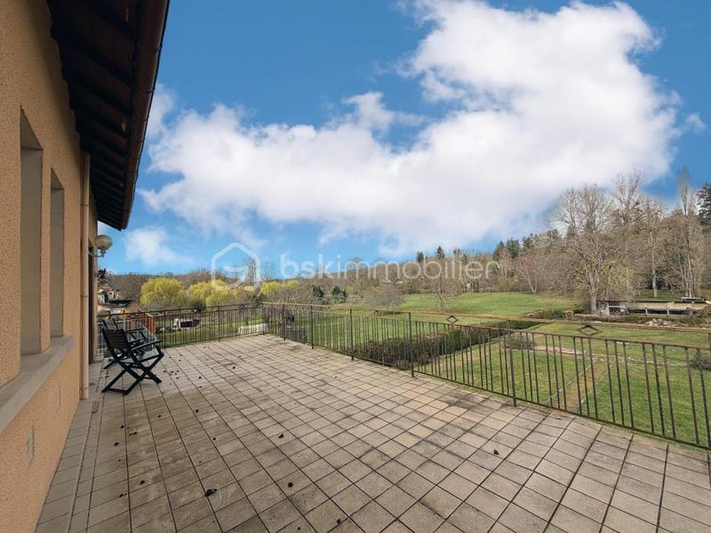 Maison - 131 m² - 6 pièces