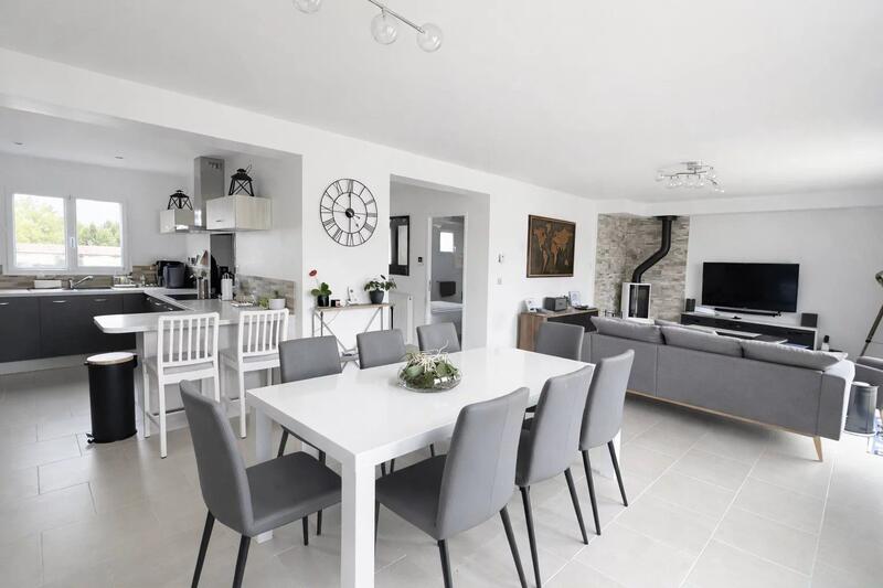 Maison - 125 m² - 6 pièces