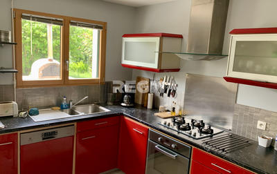 Maison - 136 m² - 6 pièces