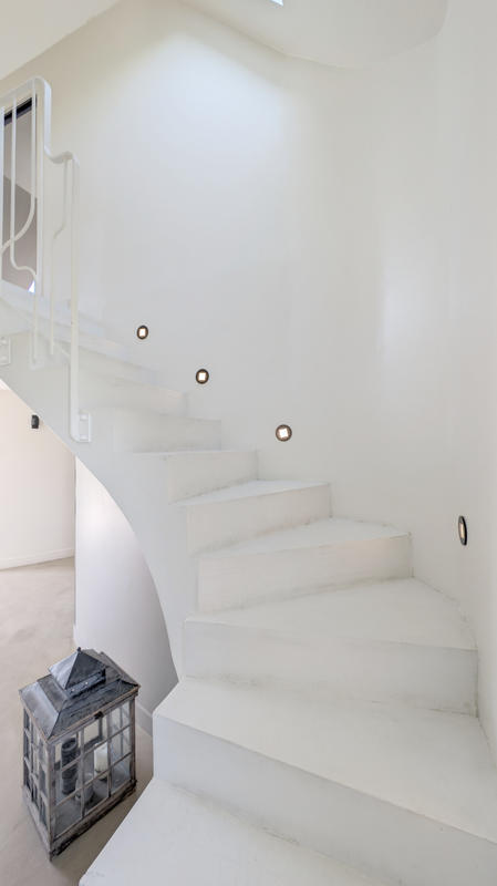 Maison - 208 m² - 5 pièces