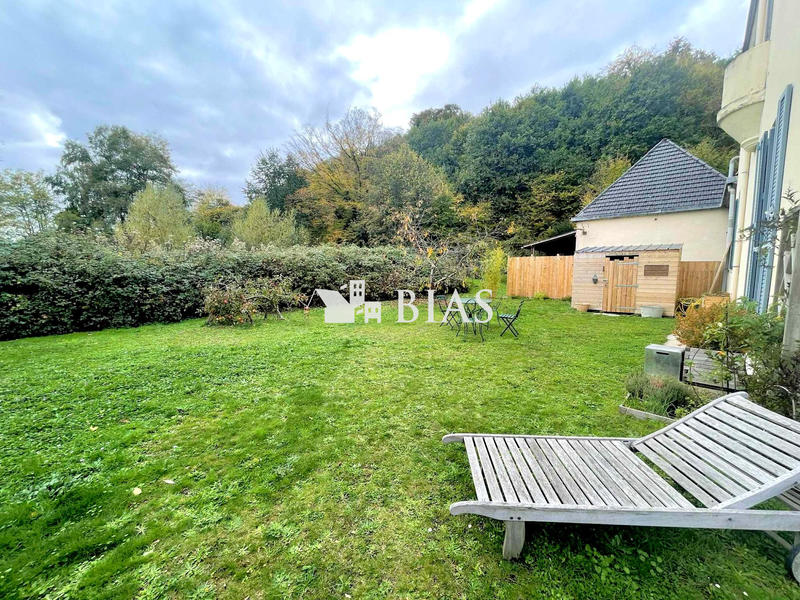 Maison - 206 m² - 10 pièces