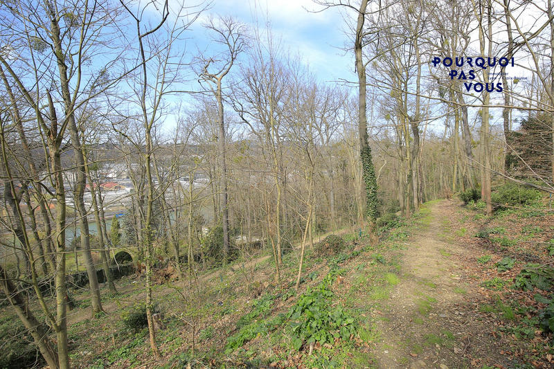 Appartement - 210 m² - 6 pièces