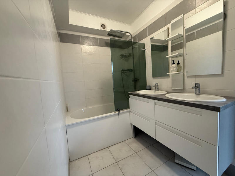 Appartement - 76 m² - 4 pièces