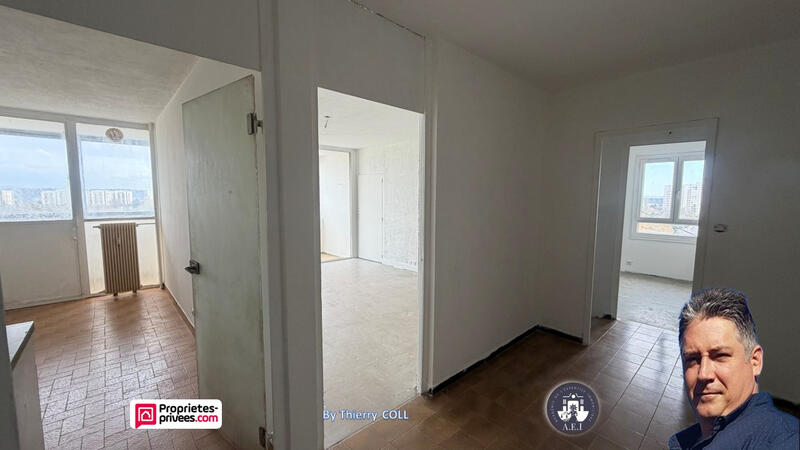 Appartement - 93 m² - 5 pièces