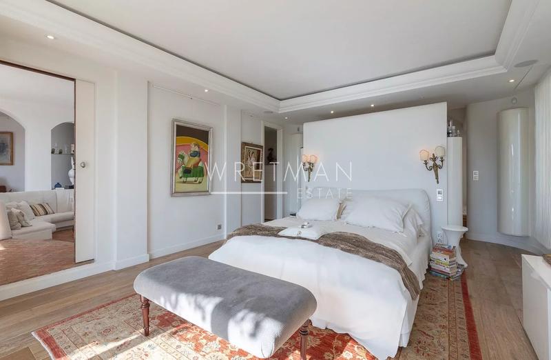 Villa - 475 m² - 10 pièces