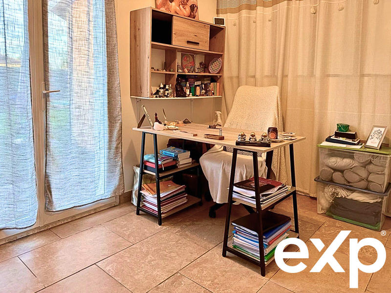 Maison - 170 m² - 9 pièces