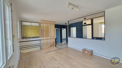 Appartement - 76 m² - 3 pièces