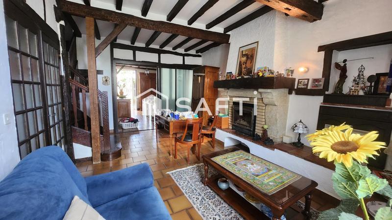 Maison - 280 m² - 16 pièces