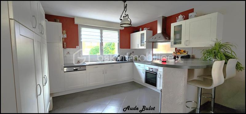 Maison - 170 m² - 7 pièces