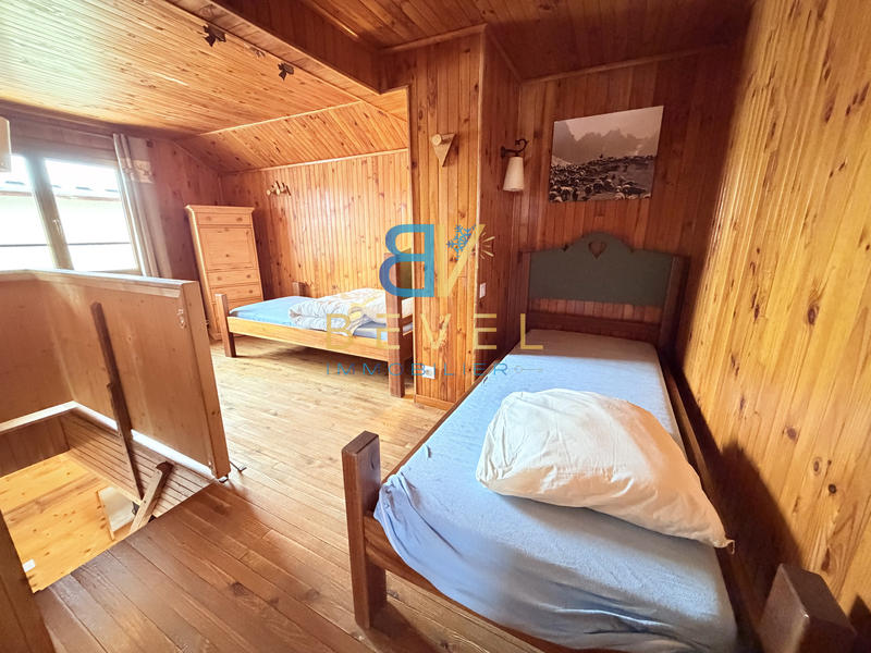 Immeuble - 182 m² - 8 pièces