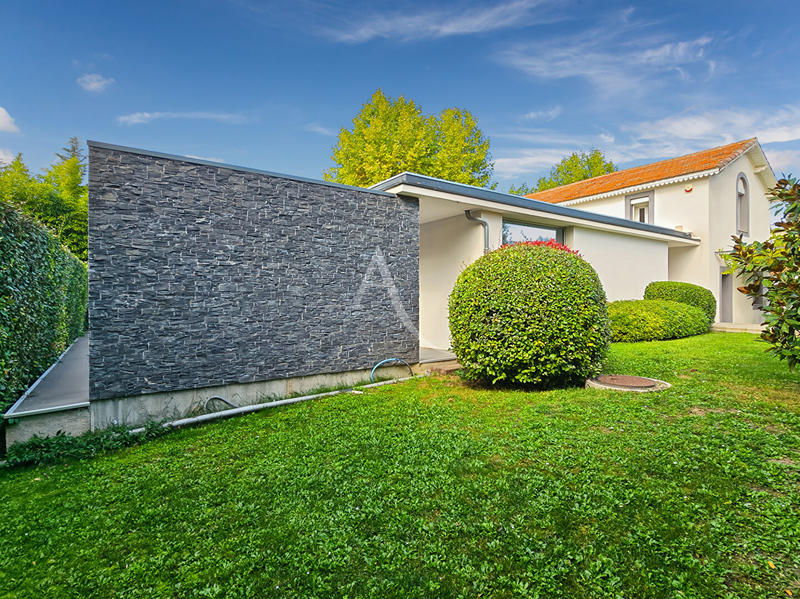 Maison - 145 m² - 5 pièces