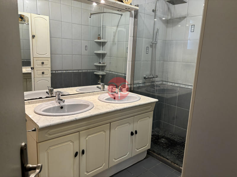 Maison - 123 m² - 6 pièces