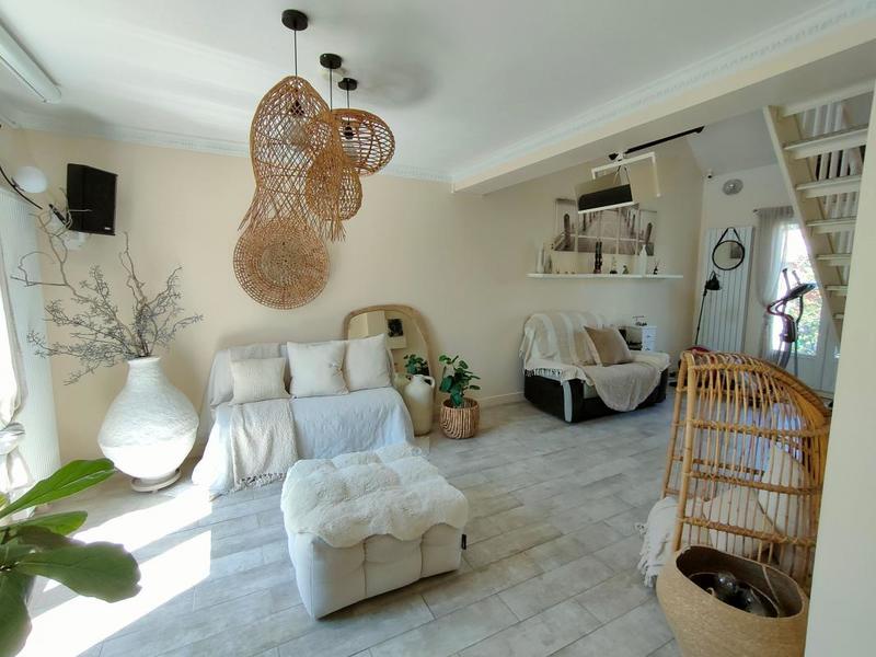 Maison - 157 m² - 6 pièces