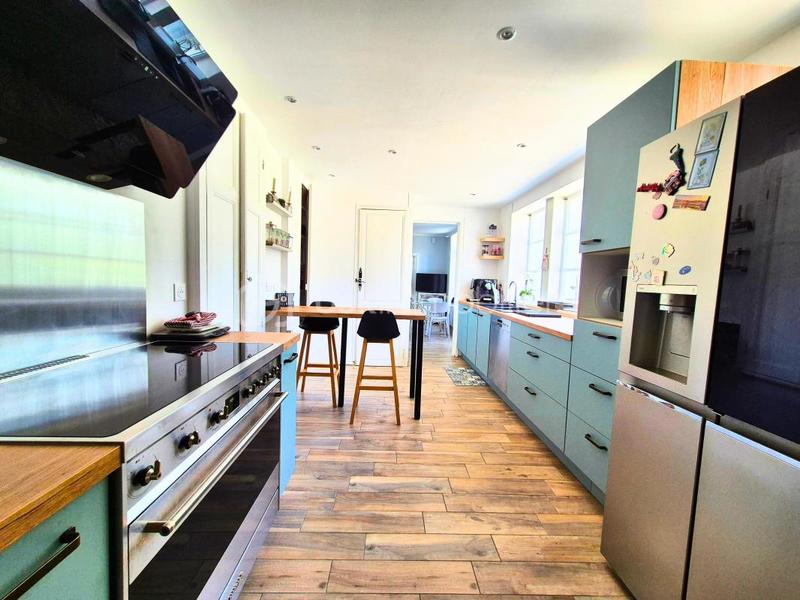 Maison de maîtres - 433 m² - 12 pièces