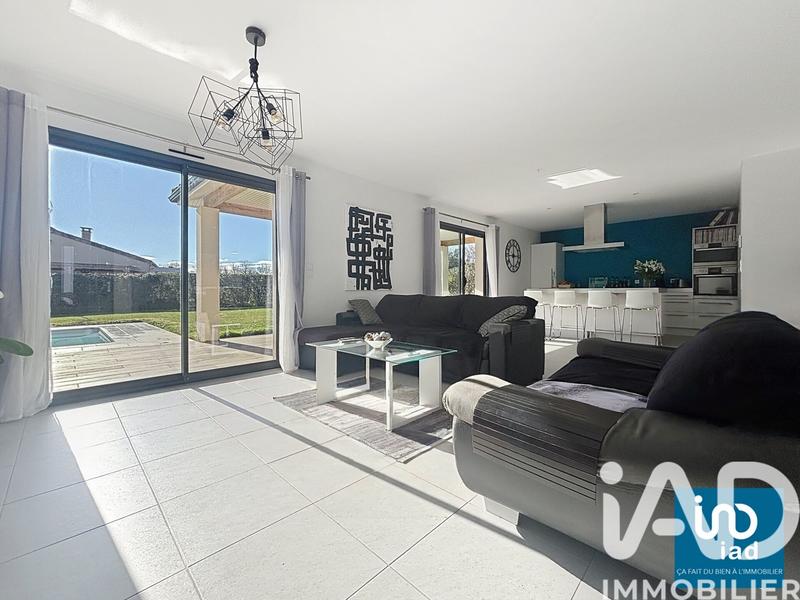 Maison - 136 m² - 8 pièces