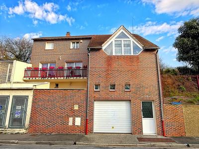 Maison - 162 m² - 4 pièces