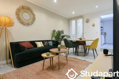 Chambre - 11 m² - 1 pièce