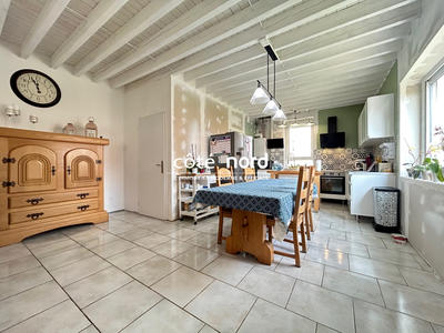 Maison - 100 m² - 5 pièces