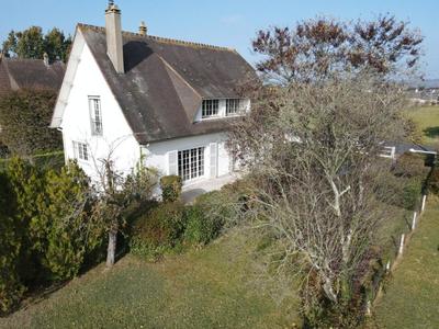 Maison - 168 m² - 6 pièces