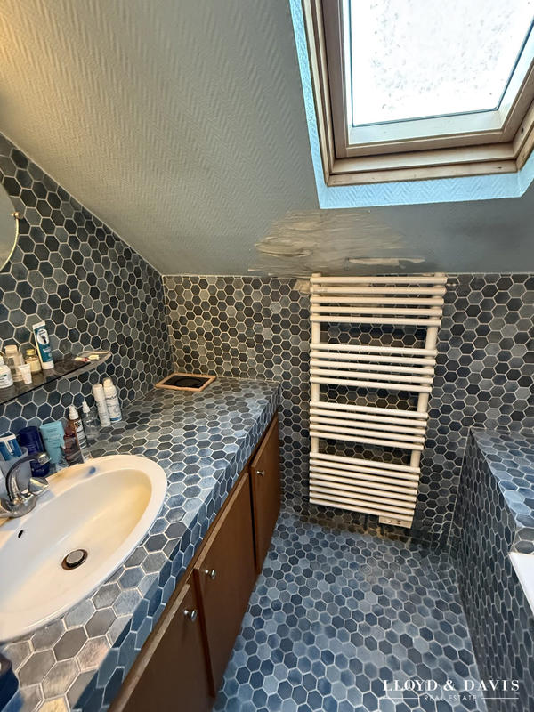 Maison - 178 m² - 8 pièces