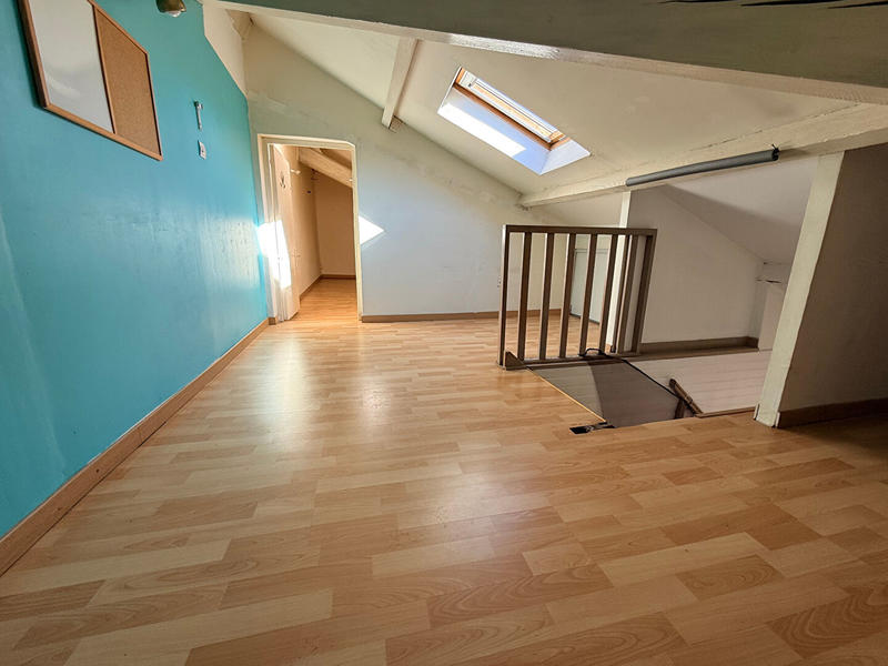 Appartement - 65 m² - 4 pièces