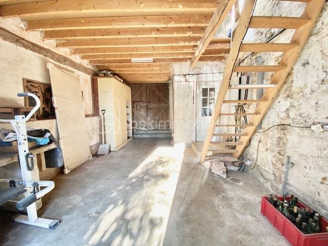 Maison - 184 m² - 11 pièces