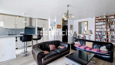 Appartement - 90 m² - 4 pièces