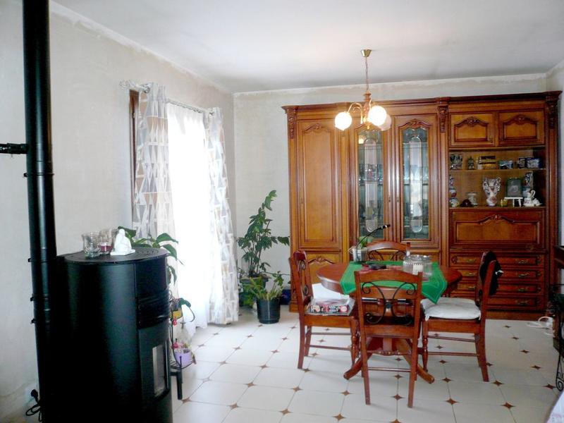 Maison - 104 m² - 5 pièces
