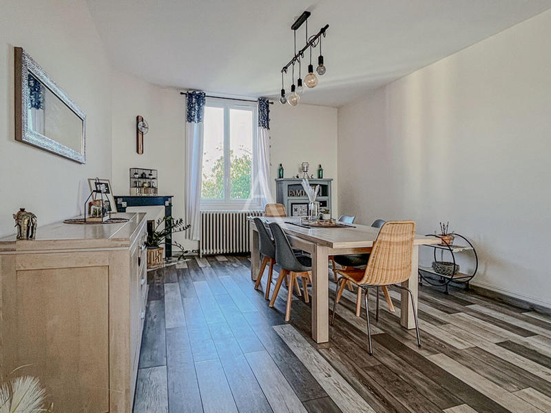 Maison - 175 m² - 6 pièces