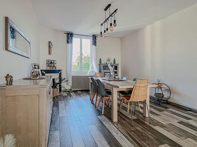 Maison - 175 m² - 6 pièces