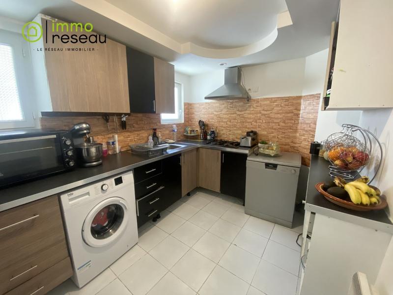 Maison - 97 m² - 5 pièces