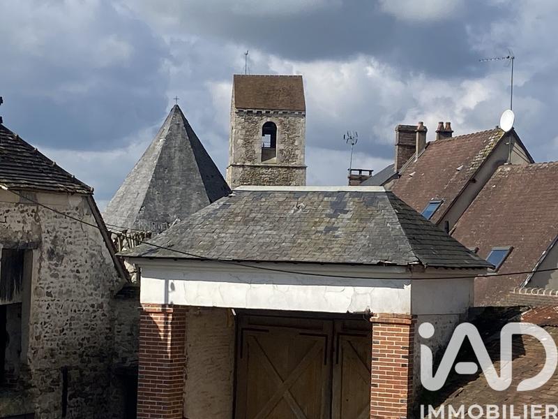 Maison - 252 m² - 8 pièces