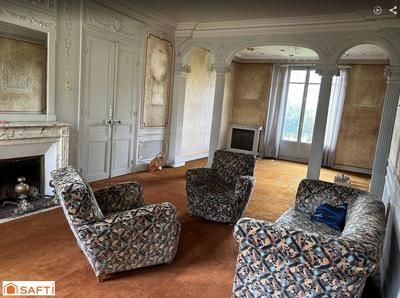 Maison - 320 m² - 27 pièces