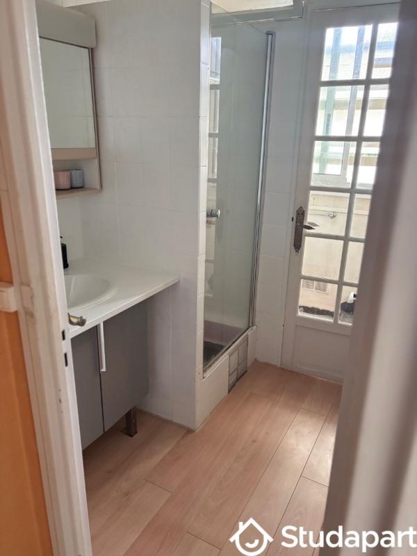 Chambre - 15 m² - 1 pièce