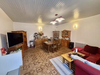 Corps de ferme - 140 m² - 6 pièces