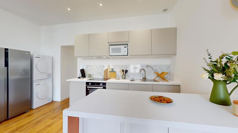 Appartement - 132 m² - 8 pièces