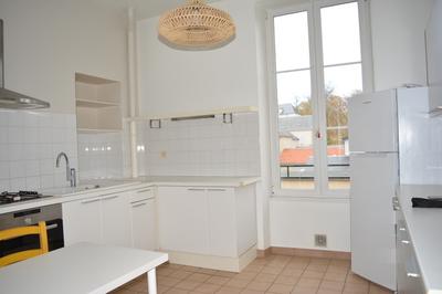 Appartement bourgeois - 91 m² - 3 pièces