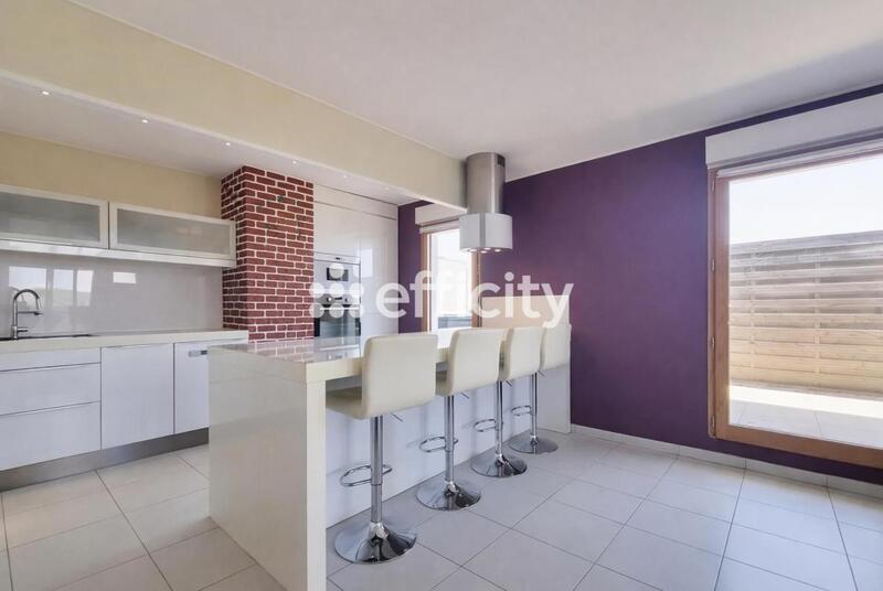 Appartement ancien - 95 m² - 4 pièces