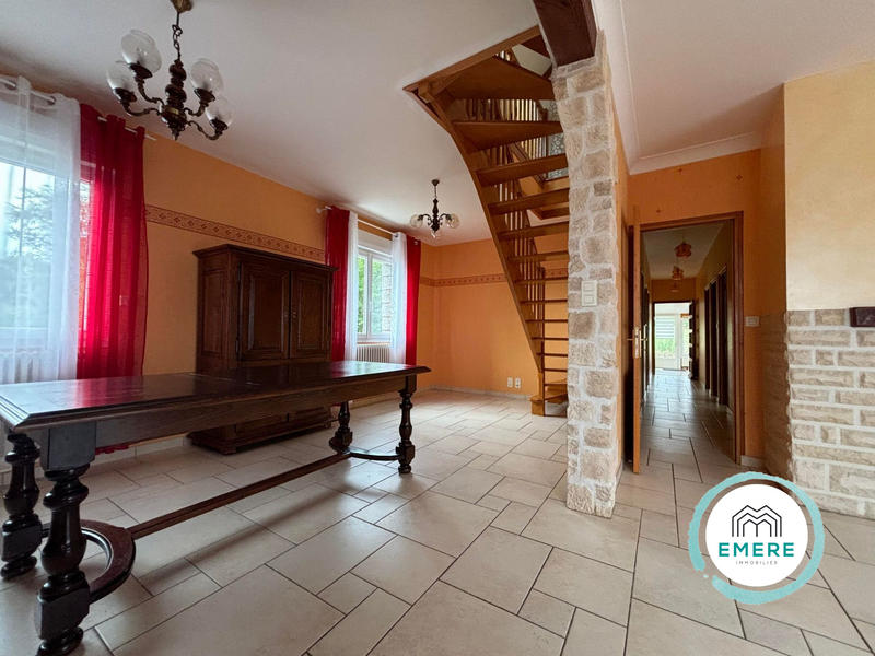 Maison - 175 m² - 7 pièces