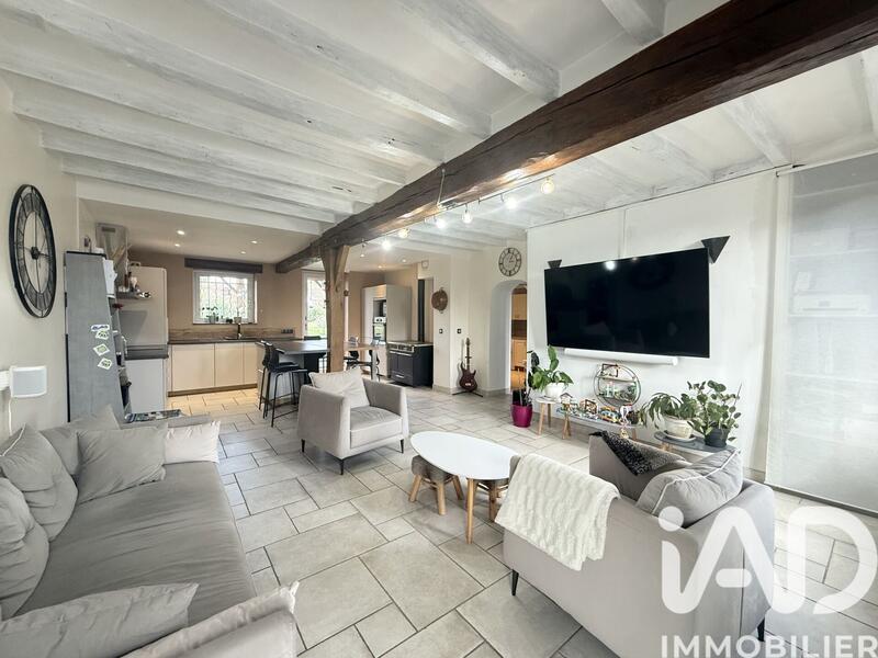 Maison de village - 111 m² - 6 pièces