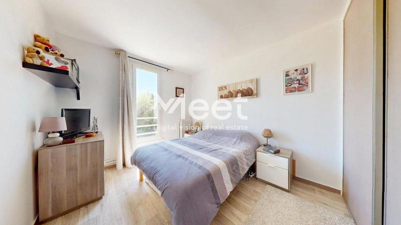 Duplex - 82 m² - 4 pièces