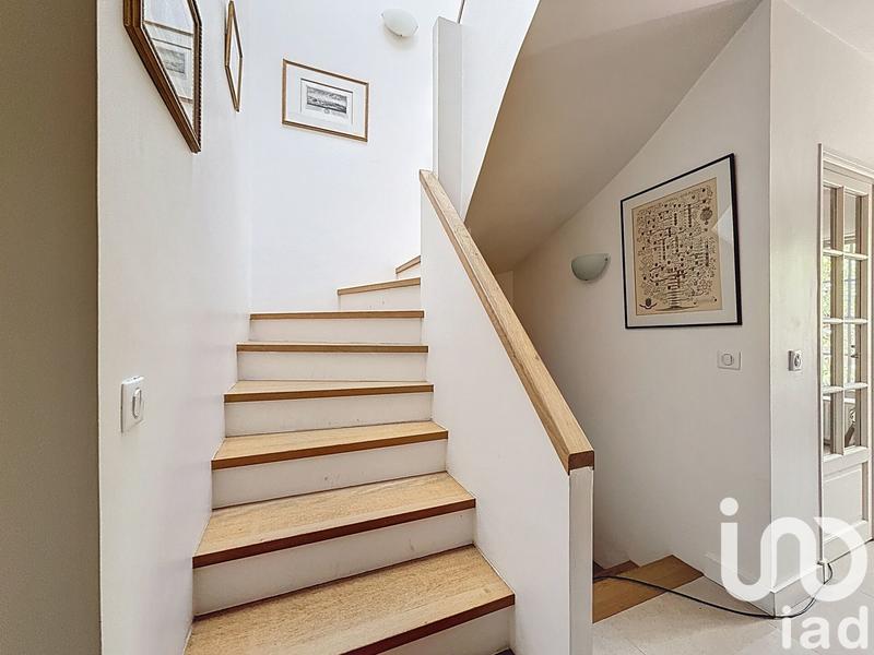 Maison - 262 m² - 8 pièces