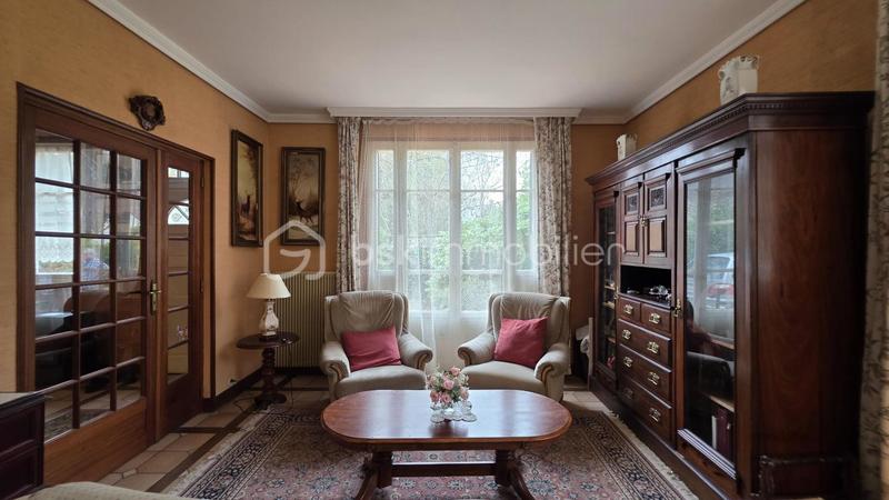 Maison - 150 m² - 7 pièces